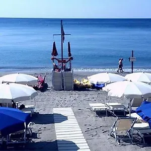 Vicino Mare 3 Minuti Wifi Appartamento Savona